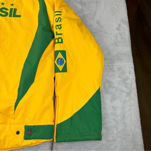 Brasil Puffer Jacket Men's Size Large Soccer Outdoors - Picture 16 of 16